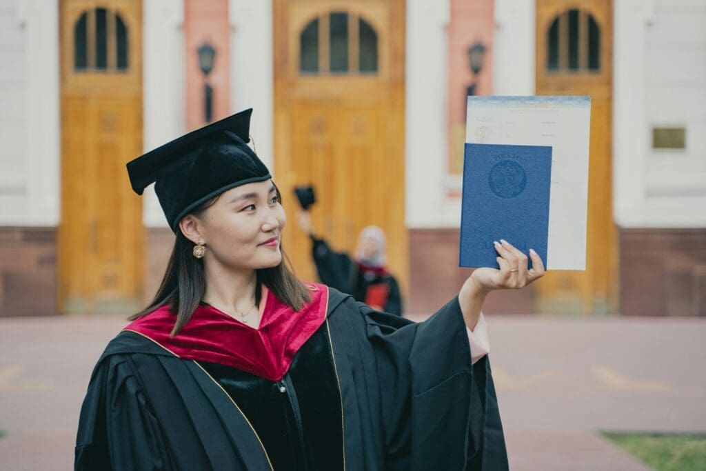 Potret Mahasiswa Lulus S2 Karena Lolos Syarat Beasiswa LPDP