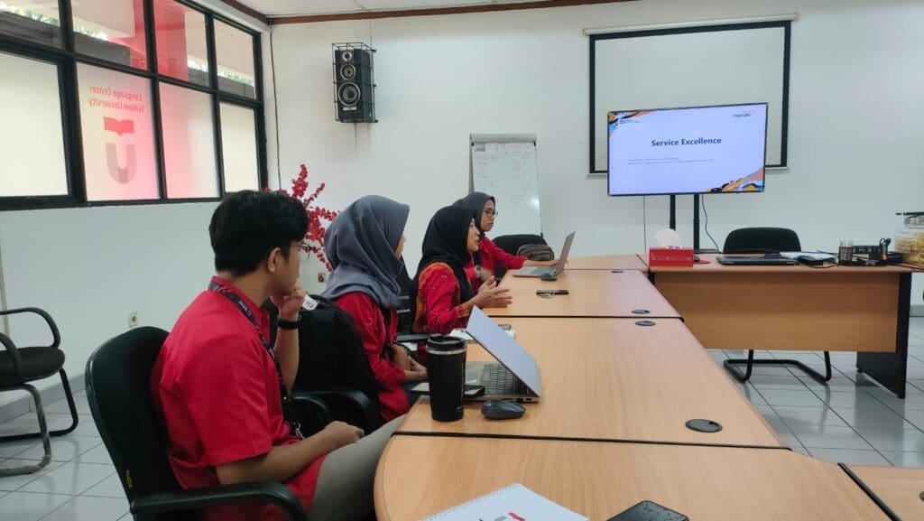 Pembukaan pelatihan oleh Bu Retno